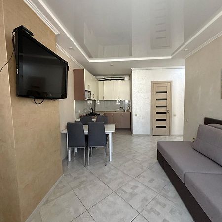 Apartment In Khmelnytsky Street Lviv Exterior photo